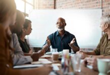 comprendre-les-21-lois-errefutables-leadership-john-maxwell