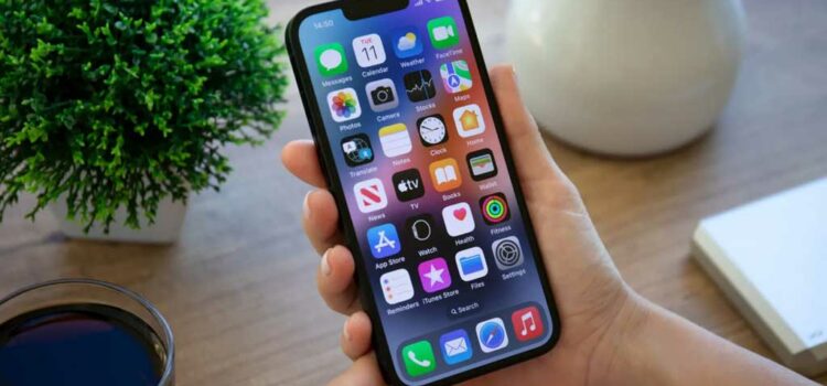 Est-il nécessaire de redémarrer fréquemment mon téléphone portable ?