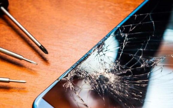 coment-reparer-ecran-telephone-casse