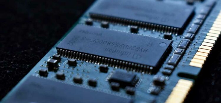 Différences entre les DIMM et les SO-DIMM